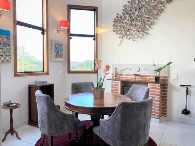 Sobrado com 599m² 4 quartos e 6 banheiros, à venda, no bairro Jardim do Golf I em Jandira