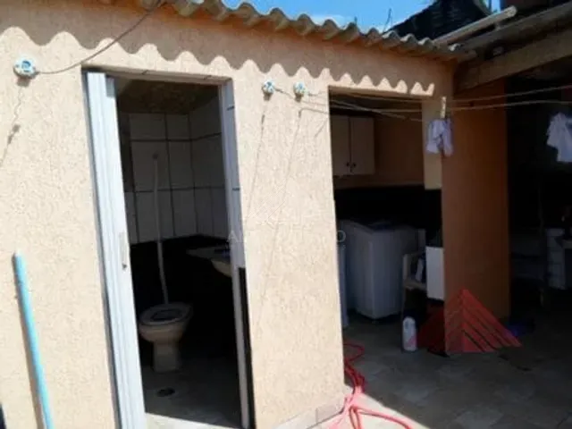 Sobrado 4 quartos e 1 banheiro, à venda, no bairro Jardim Rosina em Mauá