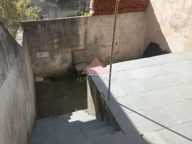 Sobrado com 476m² 5 quartos e 3 banheiros, à venda, no bairro Vila Assis Brasil em Mauá