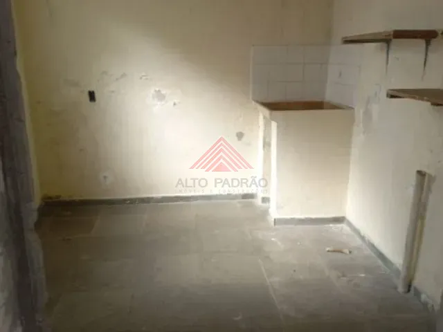 Sobrado com 476m² 5 quartos e 3 banheiros, à venda, no bairro Vila Assis Brasil em Mauá