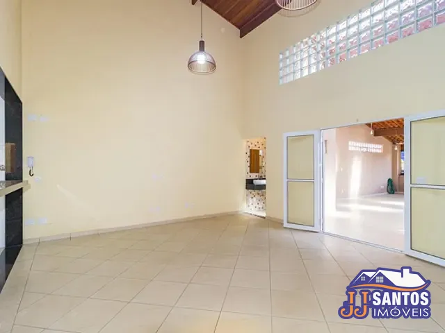 Sobrado com 205m² 3 quartos e 3 banheiros, à venda ou para alugar, no bairro Vila Bertioga em São Paulo