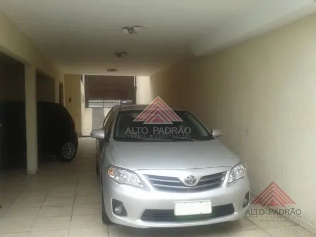Sobrado 3 quartos e 2 banheiros, à venda, no bairro Jardim Sônia Maria em Mauá