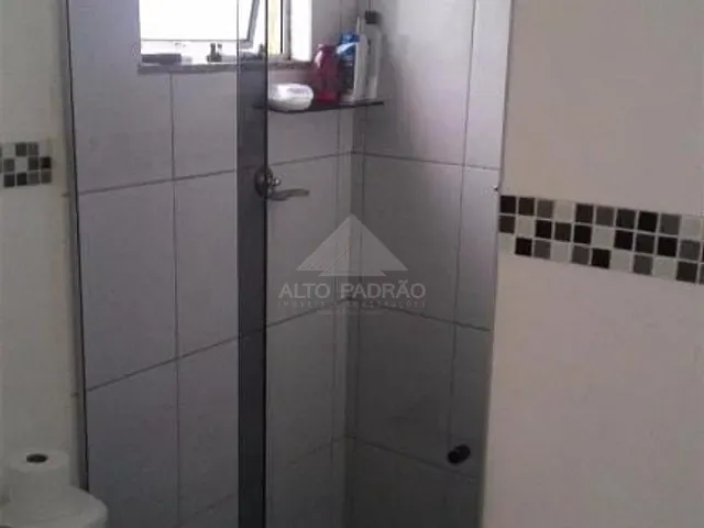 Sobrado com 100m², à venda, no bairro Vila Emílio em Mauá