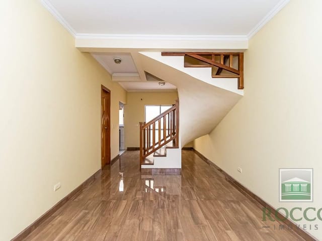 Sobrado 3 quartos e 3 banheiros, à venda, no bairro Jardim das Américas em Curitiba