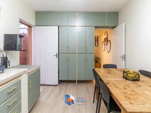 Sobrado com 140m² 3 quartos e 2 banheiros, à venda, no bairro Parque Maria Domitila em São Paulo