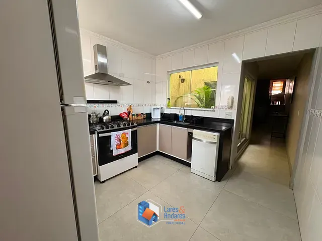 Sobrado com 342m² 3 quartos e 4 banheiros, à venda, no bairro Vila Constança em São Paulo
