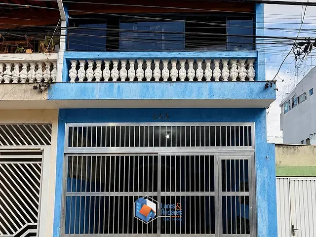 Sobrado com 200m² 3 quartos e 3 banheiros, à venda, no bairro Parque Maria Domitila em São Paulo