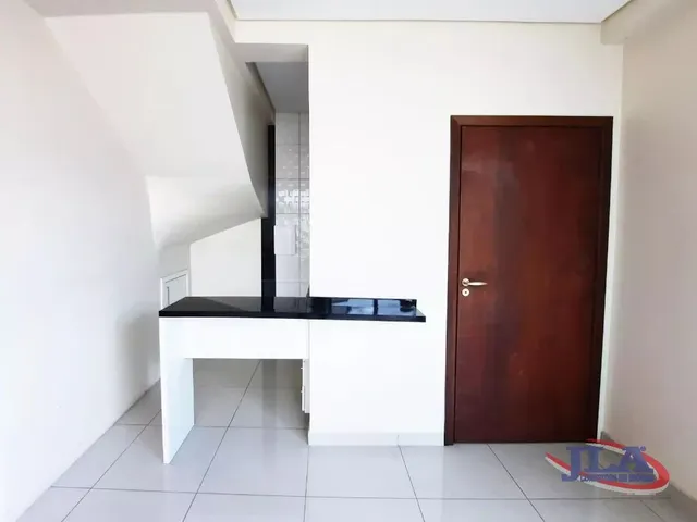 Prédio com 450m² 3 quartos e 3 banheiros, à venda, no bairro Boa Vista em Curitiba