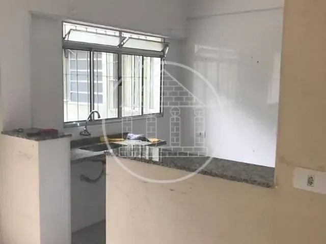 Sobrado com 198m² 4 quartos e 4 banheiros, à venda, no bairro Jardim Guanabara em São Paulo