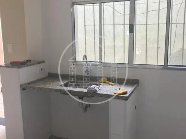 Sobrado com 198m² 4 quartos e 4 banheiros, à venda, no bairro Jardim Guanabara em São Paulo