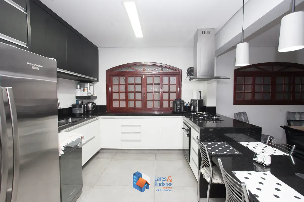 Sobrado, 3 quartos, 200 m² - Foto 8
