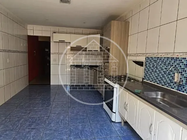 Sobrado com 125m² 2 quartos e 1 banheiro, para alugar, no bairro Terceira Divisão de Interlagos em São Paulo