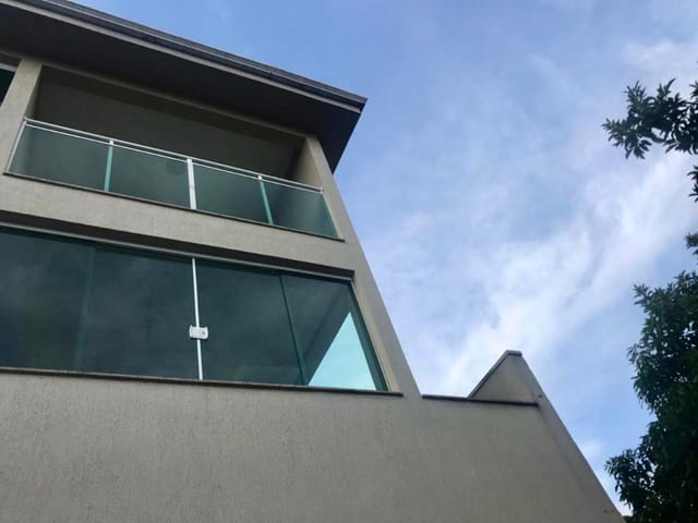 Sobrado com 220m² 3 quartos e 6 banheiros, à venda, no bairro Vila Pereira Cerca em São Paulo