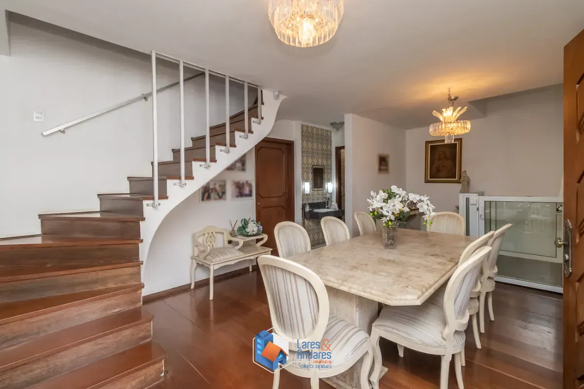 Sobrado, 3 quartos, 257 m² - Foto 2