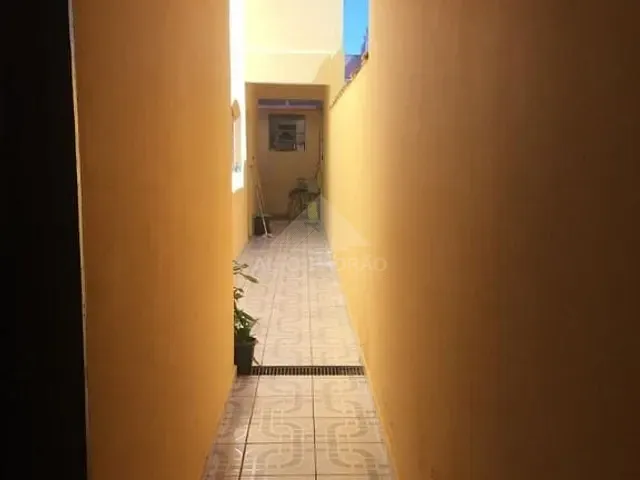 Sobrado com 150m² 3 quartos e 2 banheiros, à venda, no bairro Vila Nossa Senhora das Vitórias em Mauá