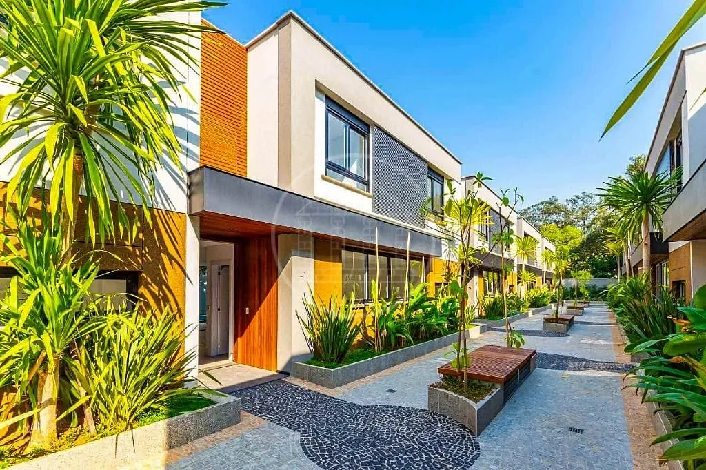 Sobrado, 4 quartos, 250 m² - Foto 1