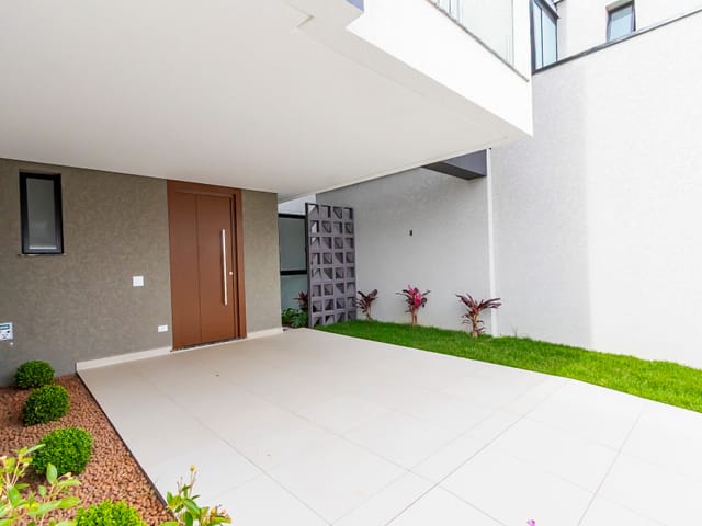 Sobrado com 148m² 3 quartos e 4 banheiros, à venda, no bairro Santa Felicidade em Curitiba