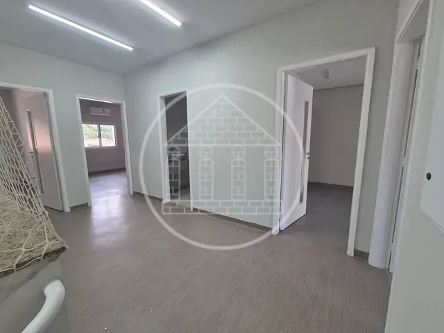 Sobrado com 397m², para alugar, no bairro Santo Amaro em São Paulo