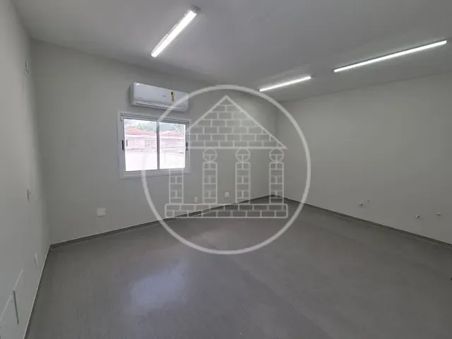 Sobrado com 397m², para alugar, no bairro Santo Amaro em São Paulo