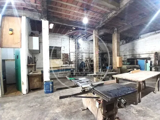 Sobrado com 600m² 2 quartos e 5 banheiros, à venda ou para alugar, no bairro Jardim Marajoara em São Paulo