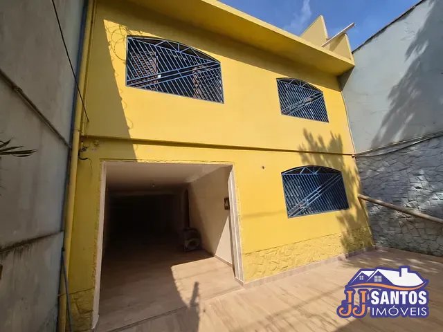 Sobrado com 300m² 8 quartos e 4 banheiros, para alugar, no bairro Pari em São Paulo