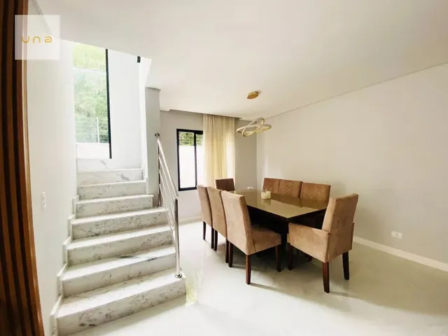 Casa 4 quartos e 7 banheiros, à venda, no bairro Portão em Curitiba