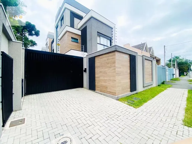 Casa 4 quartos e 7 banheiros, à venda, no bairro Portão em Curitiba