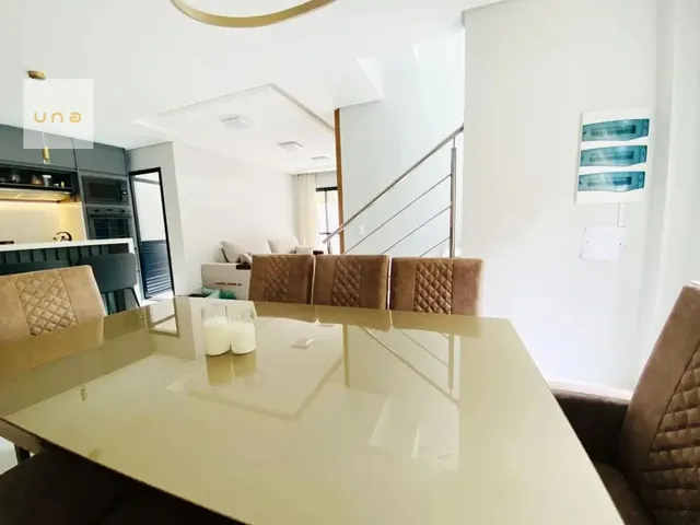Sobrado 4 quartos e 5 banheiros, à venda, no bairro Portão em Curitiba