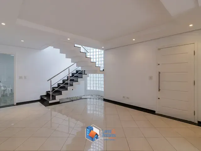 Sobrado com 260m² 4 quartos e 4 banheiros, à venda, no bairro Vila Brasílio Machado em São Paulo