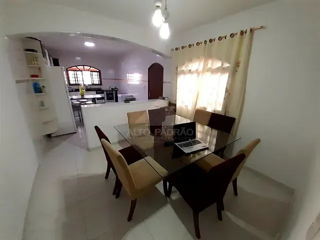 Sobrado com 125m² 3 quartos e 2 banheiros, à venda, no bairro Jardim Quarto Centenário em Mauá