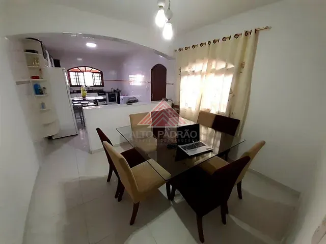 Sobrado com 125m² 3 quartos e 2 banheiros, à venda, no bairro Jardim Quarto Centenário em Mauá