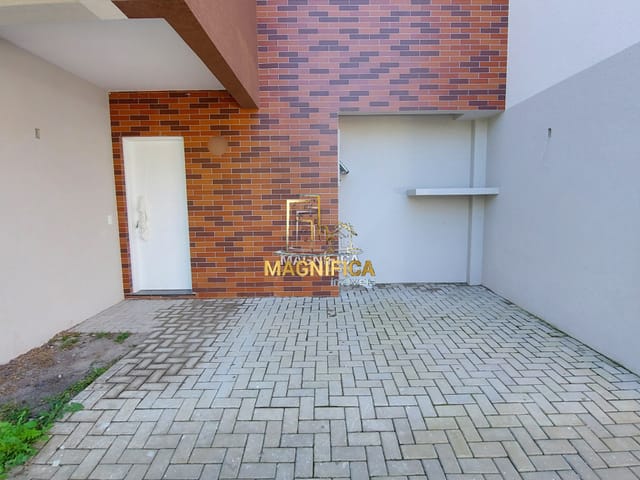 Sobrado 3 quartos e 4 banheiros, para alugar, no bairro Campo Comprido em Curitiba