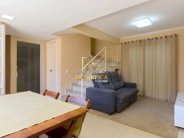 Casa 3 quartos e 4 banheiros, à venda, no bairro Xaxim em Curitiba