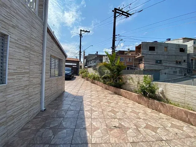 Sobrado com 220m² 3 quartos e 2 banheiros, à venda, no bairro Jardim Cruzeiro em Mauá