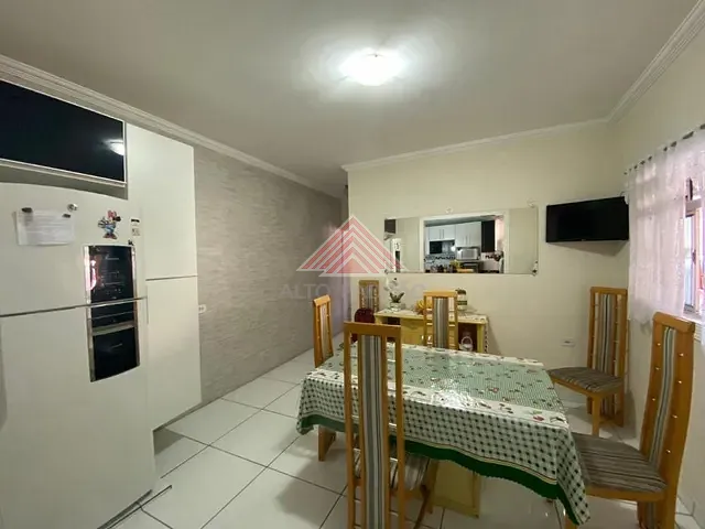 Sobrado com 220m² 3 quartos e 2 banheiros, à venda, no bairro Jardim Cruzeiro em Mauá