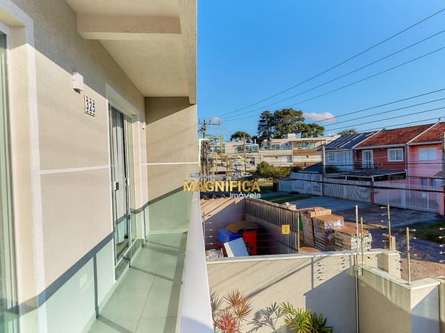 Sobrado com 53m² 3 quartos e 4 banheiros, à venda, no bairro São Braz em Curitiba