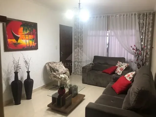 Sobrado com 125m² 3 quartos e 2 banheiros, à venda, no bairro Jardim Araguaia em Mauá