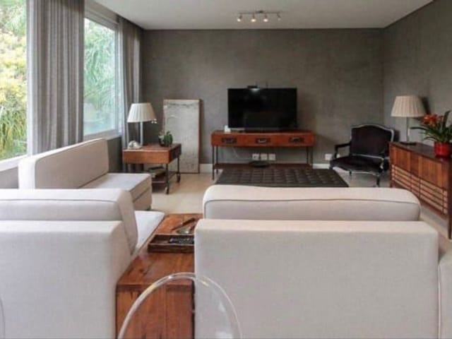 Sobrado com 465m² 4 quartos e 7 banheiros, à venda, no bairro Rio Pequeno em São Paulo