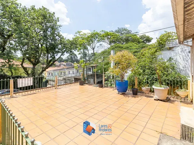 Sobrado com 422m² 6 quartos e 5 banheiros, à venda, no bairro Jardim Umuarama em São Paulo