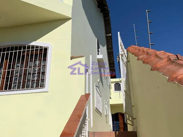 Sobrado com 250m² 3 quartos e 3 banheiros, à venda ou para alugar, no bairro Chácara Belenzinho em São Paulo