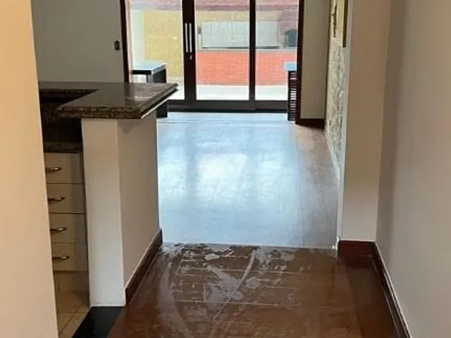 Sobrado com 147m² 3 quartos e 1 banheiro, à venda, no bairro Vila Curuçá em Santo André