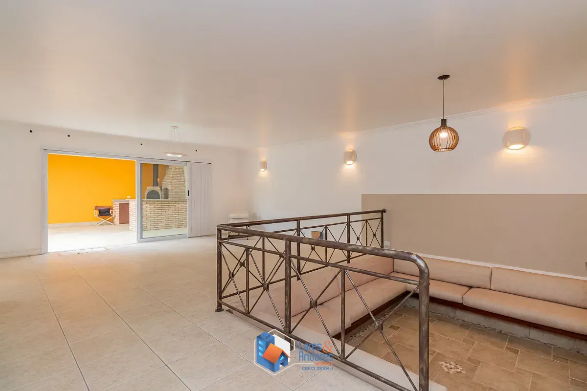 Sobrado, 5 quartos, 285 m² - Foto 2