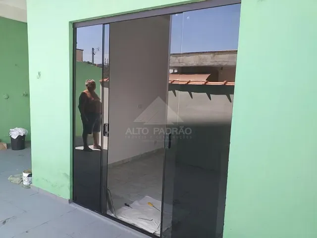 Sobrado com 425m² 2 quartos e 2 banheiros, à venda, no bairro Vila Guarani em Mauá