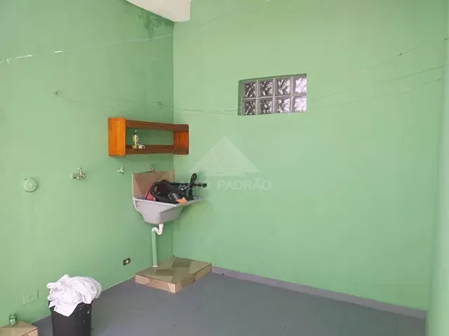 Sobrado com 425m² 2 quartos e 2 banheiros, à venda, no bairro Vila Guarani em Mauá