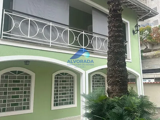 Sobrado 1 quarto e 3 banheiros, para alugar, no bairro Jardim Oswaldo Cruz em São José dos Campos