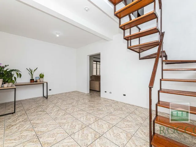 Sobrado à venda, no bairro Aristocrata em São José Dos Pinhais
