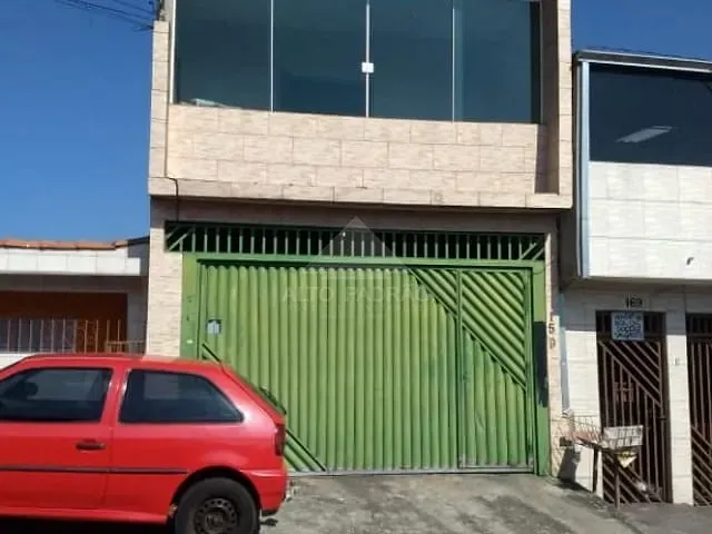 Sobrado com 153m² 3 quartos e 1 banheiro, à venda, no bairro Vila Santa Rosa em Mauá
