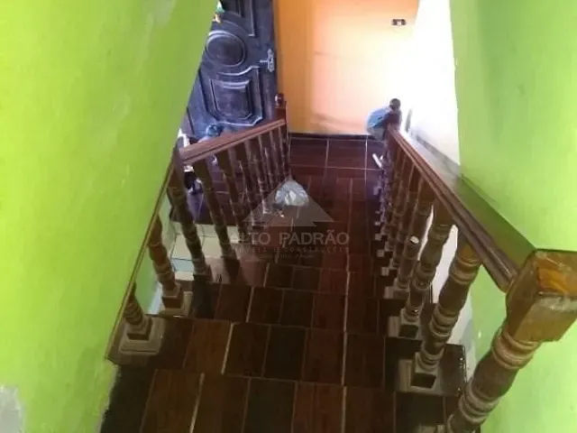 Sobrado com 153m² 3 quartos e 1 banheiro, à venda, no bairro Vila Santa Rosa em Mauá