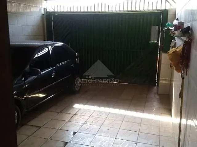 Sobrado com 153m² 3 quartos e 1 banheiro, à venda, no bairro Vila Santa Rosa em Mauá