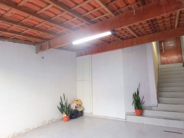Sobrado com 125m² 2 quartos e 2 banheiros, à venda, no bairro Jardim Nova Coimbra em Cotia